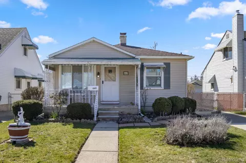 669 Ford Blvd, Lincoln Park, MI 48146