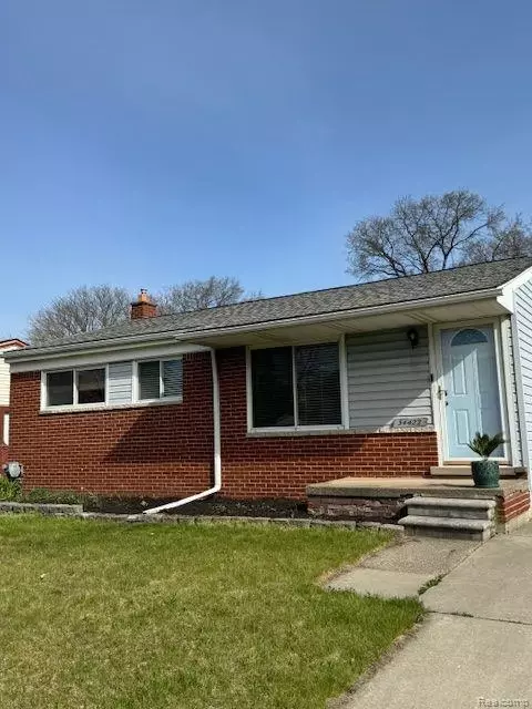 34422 Glen St, Westland, MI 48186