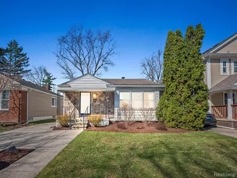 119 N Minerva Ave, Royal Oak, MI 48067
