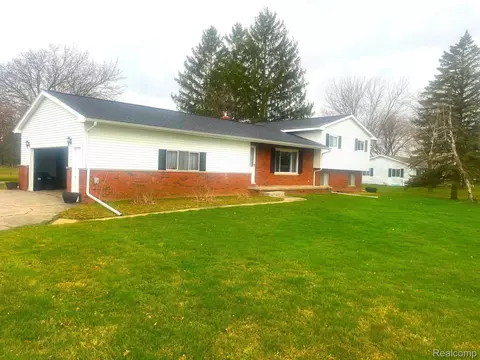 12041 W Pierson Rd, Flushing, MI 48433