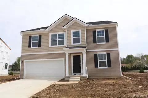54470 Heron Cir, Chesterfield, MI 48047