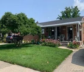 14824 Cicotte Ave, Allen Park, MI 48101
