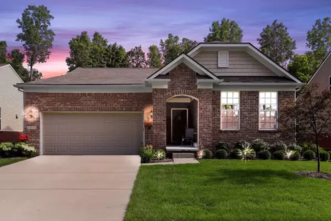 50109 Ogden Rd, Canton, MI 48188