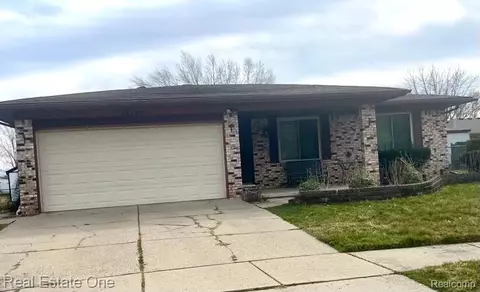 15734 Jennifer, Fraser, MI 48026