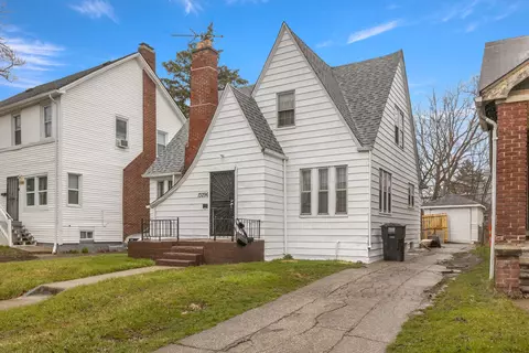 13296 Strathmoor St, Detroit, MI 48227