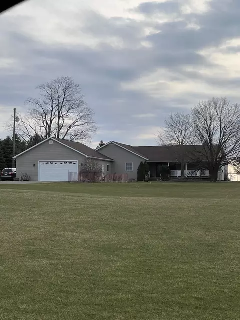 4677 White Creek Rd, Koylton, MI 48741