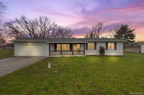 10466 Beecher Rd, Clayton, MI 48433