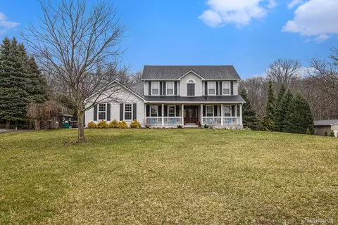 210 Darvale Dr, Marion, MI 48843 photo 1