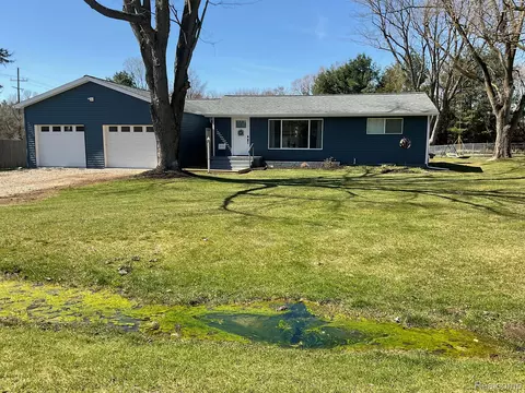 1517 Wade Dr, Mayfield, MI 48446