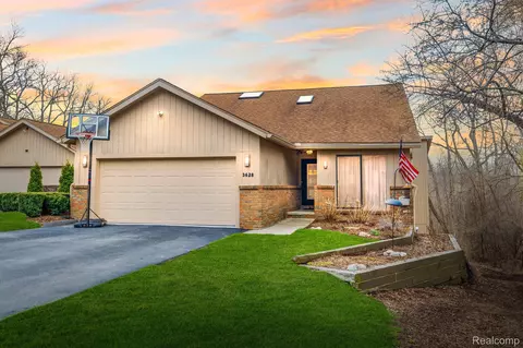 3628 Pheasant Run, Bloomfield Hills, MI 48302