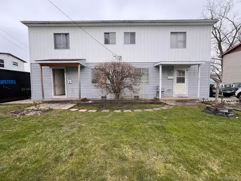 32105 Genessee St, Westland, MI 48186