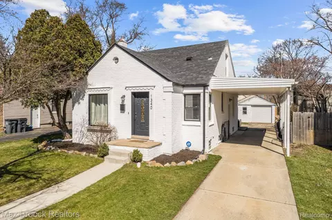 1340 Princeton Rd, Berkley, MI 48072