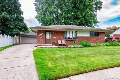 32237 Bywood, Fraser, MI 48026