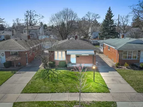 5721 N Lafayette St, Dearborn Heights, MI 48127