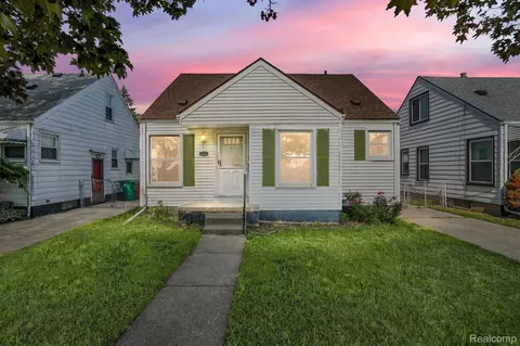 21801 David Ave, Eastpointe, MI 48021