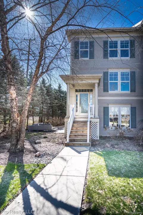 303 Red Ryder Dr, Plymouth, MI 48170