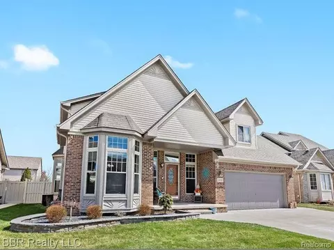 24585 Helene Dr, Trenton, MI 48183