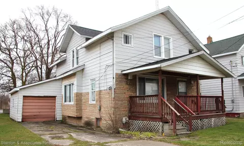 11940 N Saginaw St, Mount Morris, MI 48458