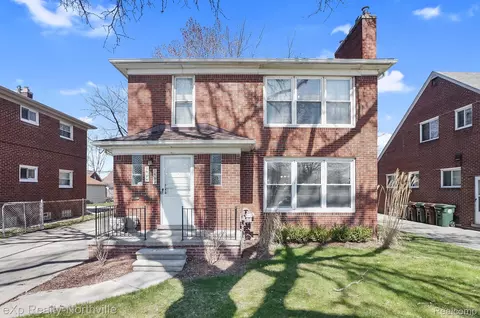1982-1984 Vernier Rd, Grosse Pointe Woods, MI 48236
