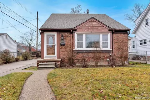 131 N Highland St, Dearborn, MI 48128