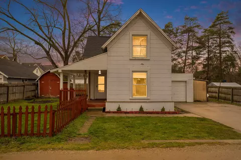 706 River St, Owosso, MI 48867