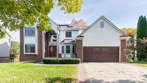 5460 Mill Race Way, Commerce, MI 48382