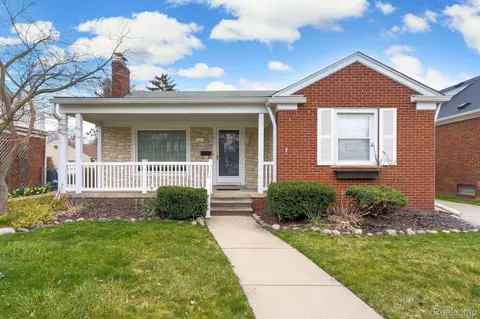 2259 22nd St, Wyandotte, MI 48192
