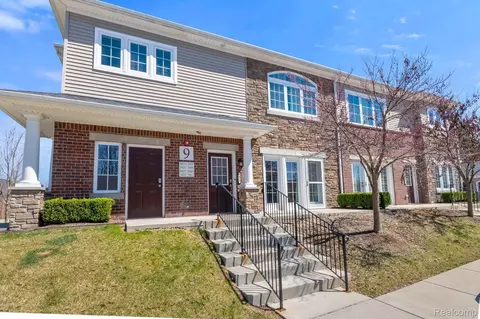 5613 Arbor Chase Dr 9 Dr, Scio, MI 48103