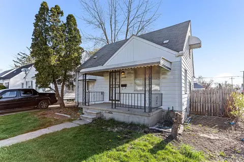 8600 Fielding St, Detroit, MI 48228