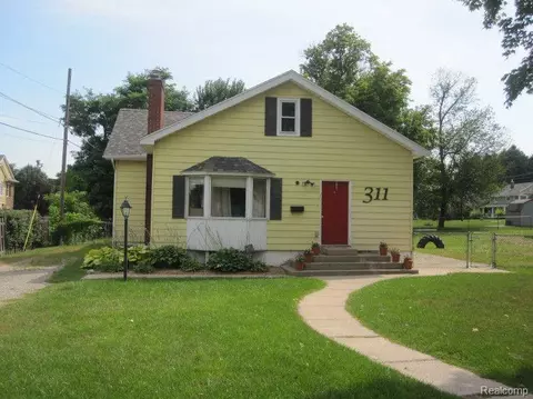 311 Mill St, Milford, MI 48381