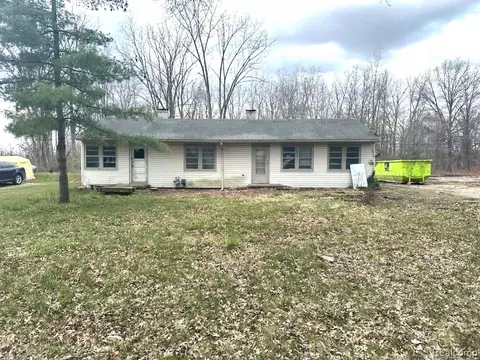 20130 Sherwood Rd, Sumpter, MI 48111