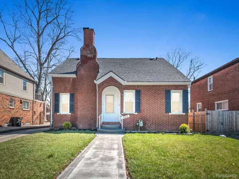 16848 Fielding St, Detroit, MI 48219