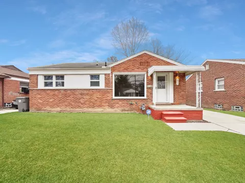 379 Greenwood St, Inkster, MI 48141