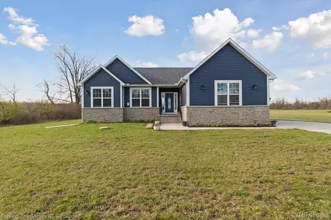 48035 Willis Rd, Sumpter, MI 48111