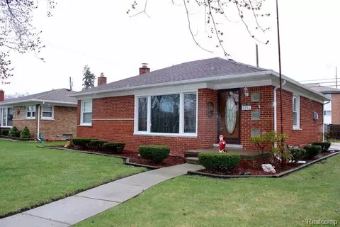 4214 23rd St, Wyandotte, MI 48192