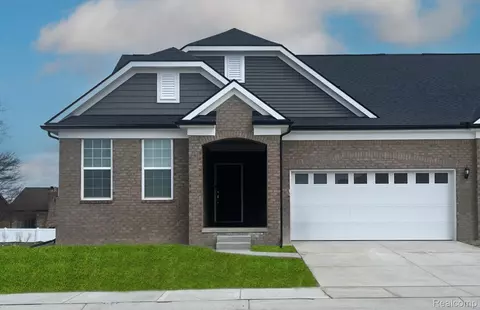 16280 Conifer Ln, Clinton Township, MI 48038