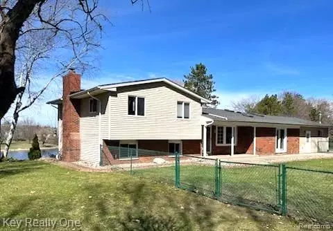 3574 Baldwin Rd, Metamora, MI 48455