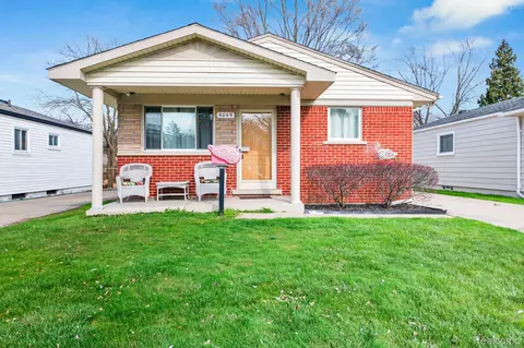 6049 Gulley St, Taylor, MI 48180