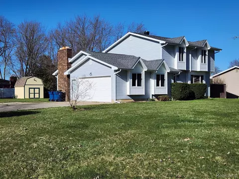 4366 Brayan Dr, Mundy, MI 48473
