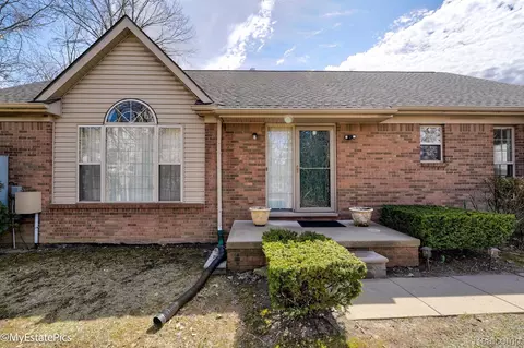 7665 Mitchell Dr, Van Buren, MI 48111