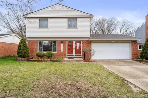 11702 Parkview Dr, Plymouth, MI 48170