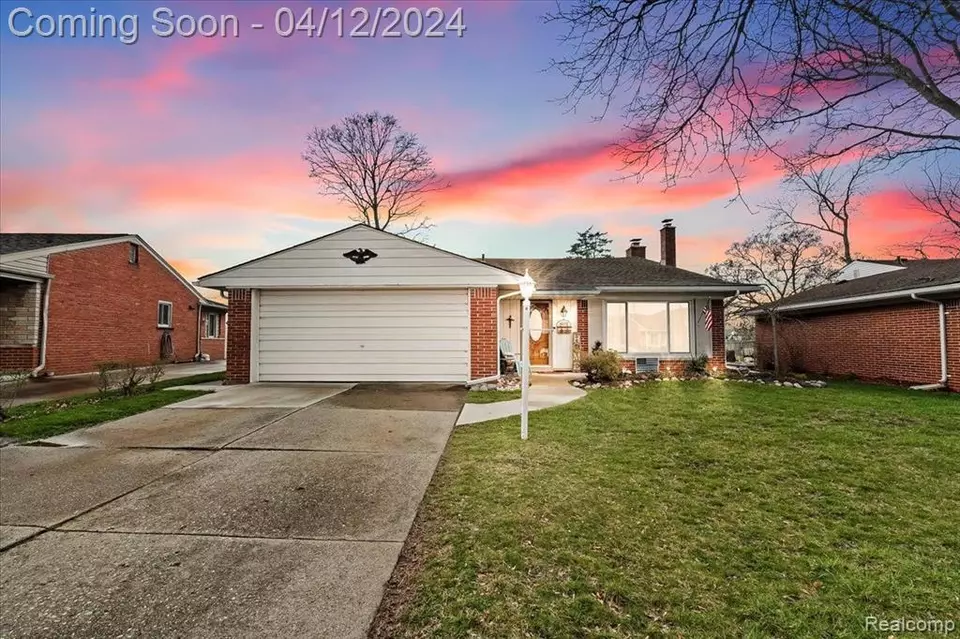 4070 Norwood Dr, Trenton, MI 48183 26 Photos Movoto