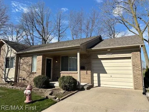25663 Crimson, Warren, MI 48089