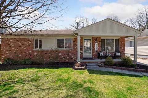 1118 E 4th St, Royal Oak, MI 48067