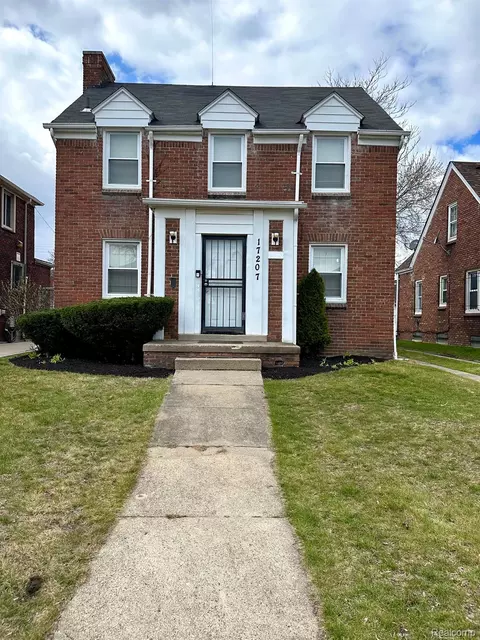17207 Snowden St, Detroit, MI 48235