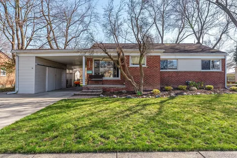 32379 Leelane, Farmington, MI 48336