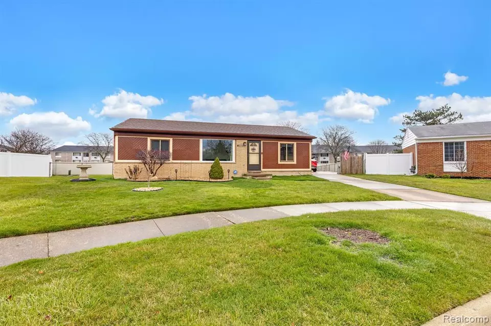  26717 Sandra, Woodhaven, MI 48183 photo 1