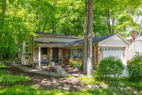 449 Hill St, Northville, MI 48167