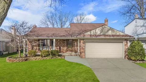 8503 Congress Dr, Canton, MI 48187