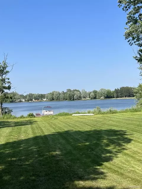 Vl Miles Road, Lapeer, MI 48446